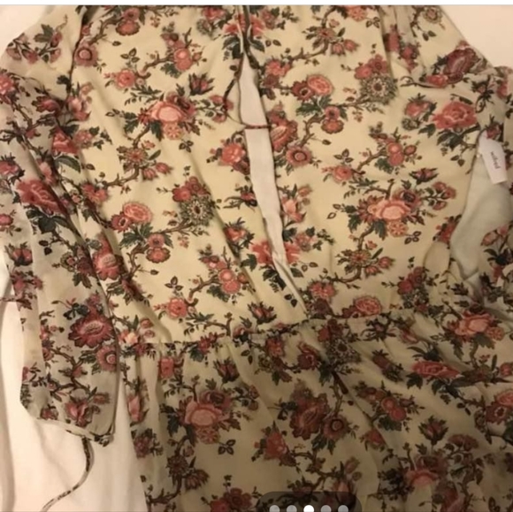 Cream Wilfred Lamare Dress - Picture 7 of 7